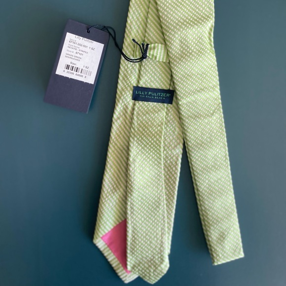 Lilly Pulitzer Striped Silk Neck Tie - Picture 3 of 4